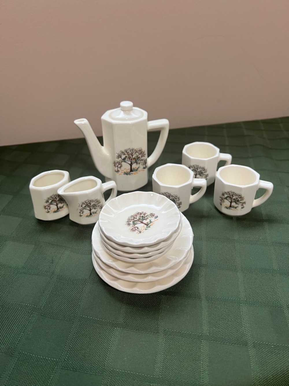 Vintage 1980s Woolworth Owl China Toy Tea Set - Picture 1 of 14